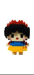 Snow White Building Blocks