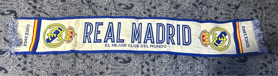 Real Madrid Scarf - El Mejor Club Del Mundo