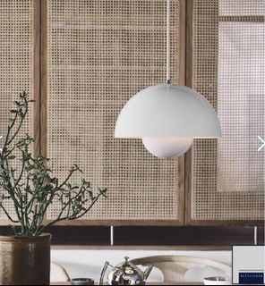 Modern pendant light