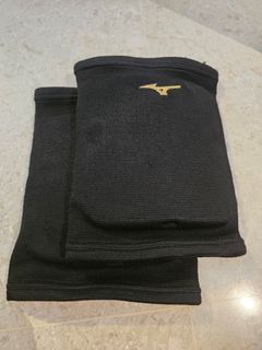 Mizuno L Volley ball knee pads