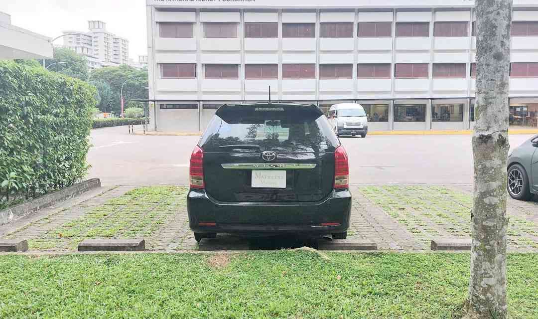 Toyota Wish 1.8 (A) (Category: Used Cars) located in Singapore. Submitted by mainlinemotors (Listing ID 1452383222, Image 5). Description: Very well Maintained unit. 100% accident free. 1 YEAR FREE ENGINE & GEARBOX WARRANTY! Unit in superb condition, view to believe! Workshop check/STA evaluation can be arranged. Trade in/consignment available for your ride. Bank loan, full loan and $0 driveaway available! Hurry up contact us today to book an app