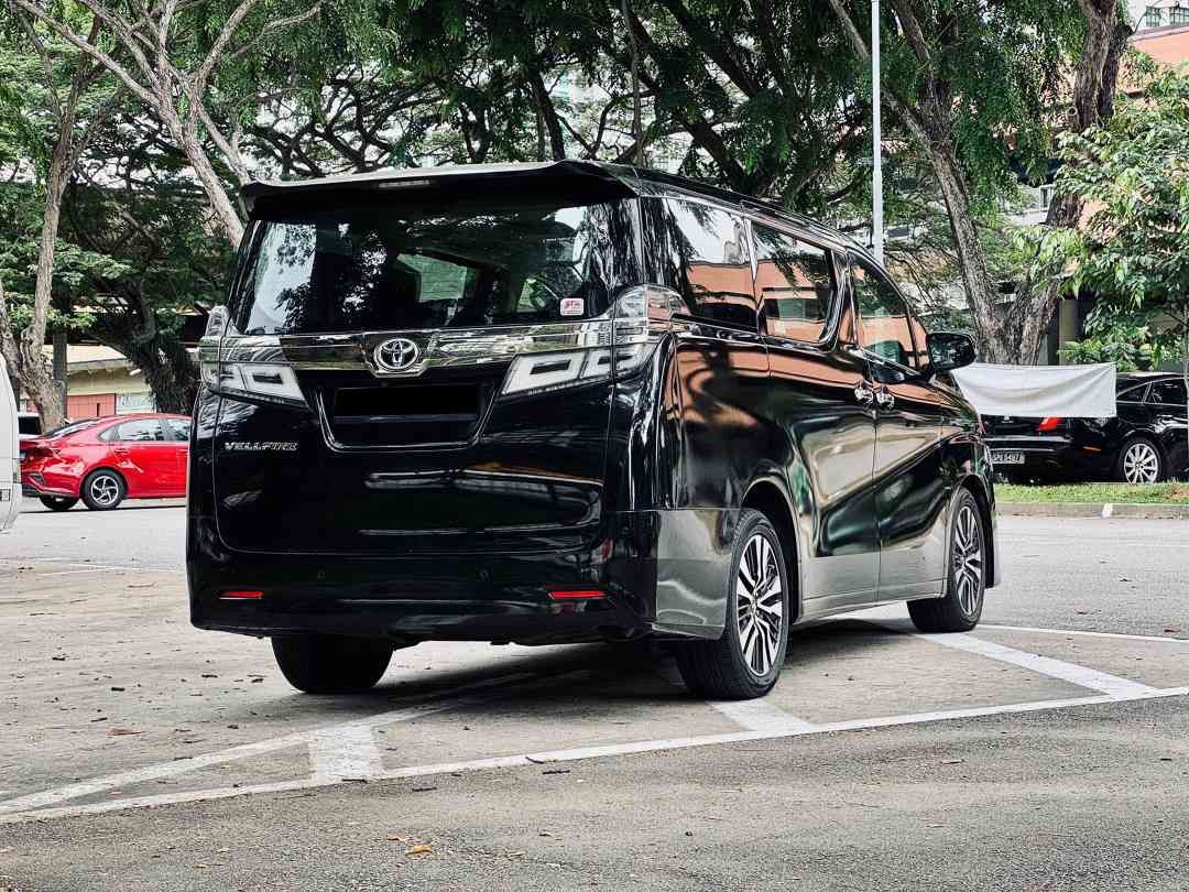 Toyota Vellfire 3.5 ZA G-Edition 7-Seater (A) (Category: Used Cars) located in Singapore. Submitted by carbuyersclub (Listing ID 1442767594, Image 3). Description: Sales Contact:.