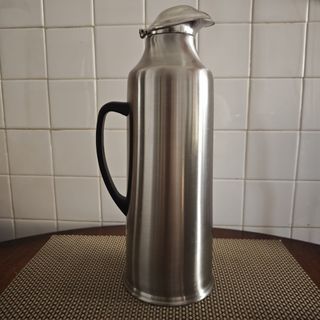 Stainless Steel Thermos Flask with Handle