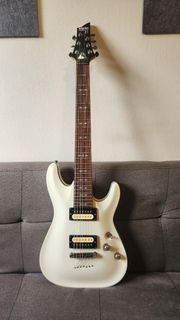 Schecter Omen 7
