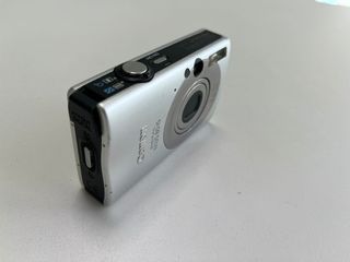 Canon Digital IXUS 80 IS Camera
