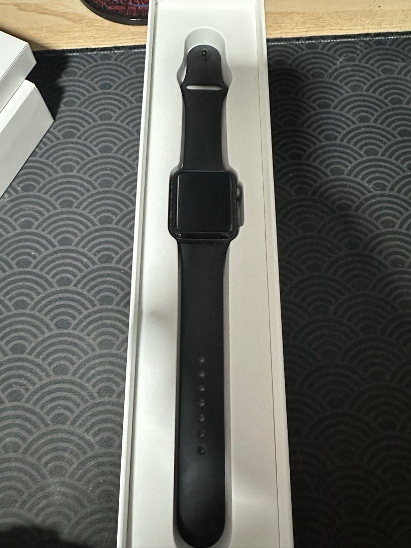Apple Watch Series 3 - Black (BROKEN) (Category: Wearables & Smart Watches) located in Singapore. Submitted by iz4zuhairi (Listing ID 1413707214, Image 2). Description: Apple Watch Series 3 (Black). Comes with original box. Broken SCREEN IS broken can still be turn on no charger included .