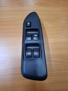 Mitsubishi Lancer Glx Cs3 Window Switch Panel