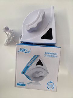 Magnetic Window Cleaner - New