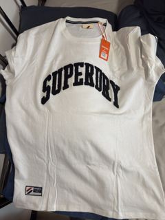 Superdry White T-shirt with Logo - Brand New
