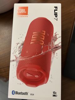 New JBL Flip 7 speaker