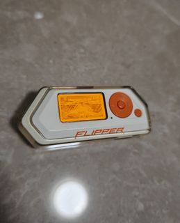 Flipper Zero - Sub-GHz, RFID, NFC, Bluetooth