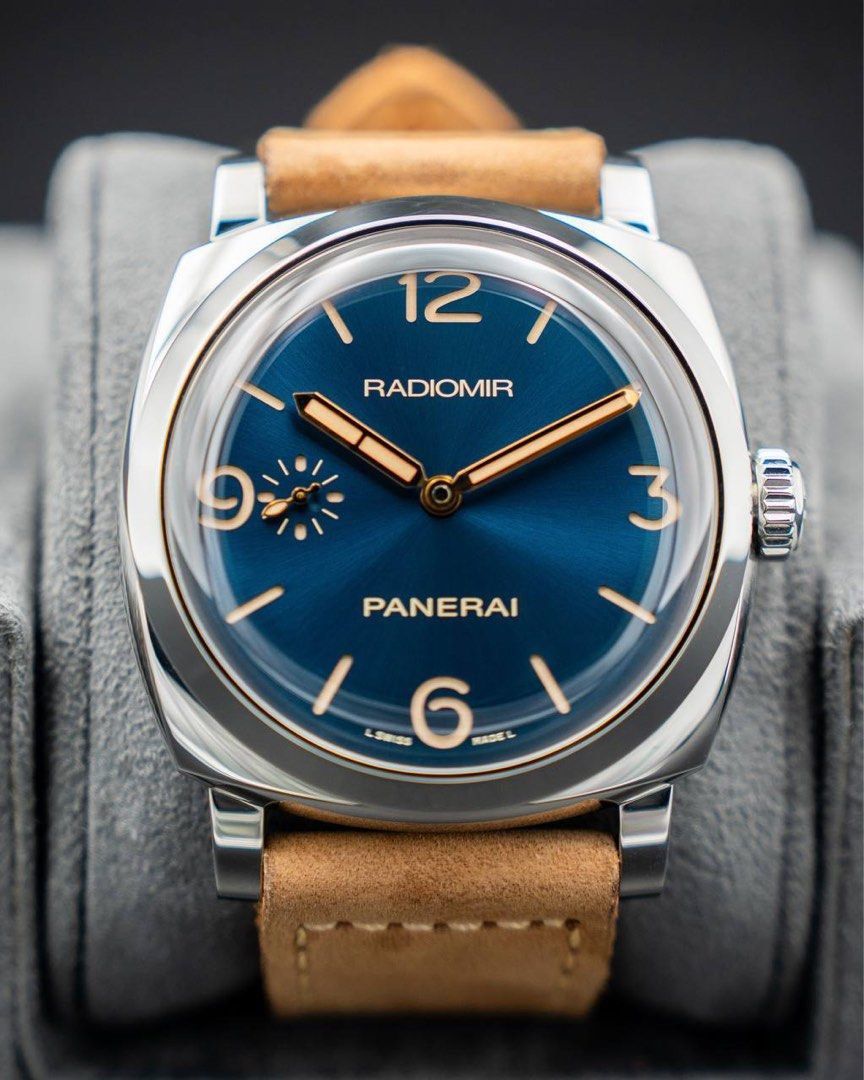 SgWatchHub! RARE limited edition! 🔥 Panerai PAM00690 Radiomir 1940 3 Days Boutique Blue 47mm Sandwich Dial Full Set 2016 Like New PAM690 (Category: Clocks) located in Singapore. Submitted by sg-watch-hub (Listing ID 1419914661, Image 1). Description: .