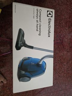 Electrolux ZV120 CompactGo Vacuum Cleaner - Clear Blue