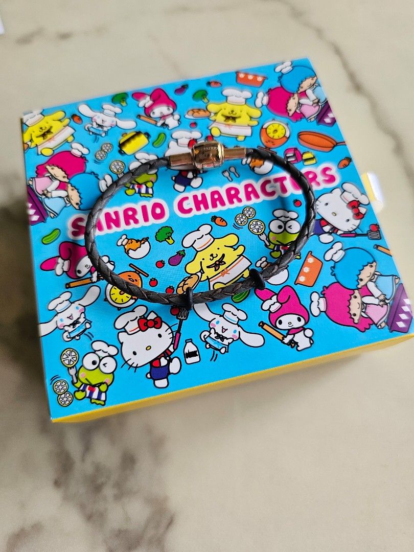 999 goldheart charm (Category: Charms) located in Singapore. Submitted by pompom2021 (Listing ID 1425915526, Image 6). Description: 999 24k goldheart gudetama charm. Goldheart retailing @ $298 in 2019 as per receipt. If keen in the goldheart bracelet, am selling it at $9..