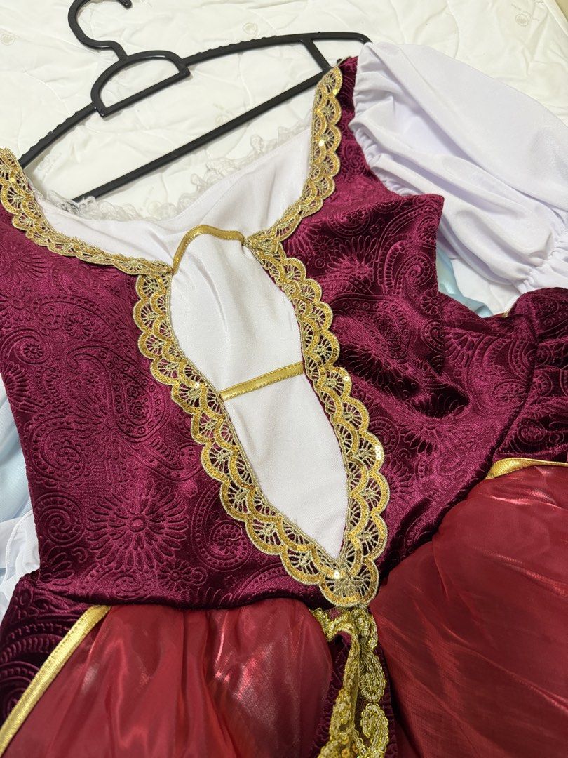 Ballet/Halloween/Cosplay Costume - Neapolitan dress (Category: Everything Else) located in Singapore. Submitted by lisaandprincess (Listing ID 1425979087, Image 3). Description: Swan Lake Neapolitan costume. Used only once. Good as new. I am 5’3” (US 4)..