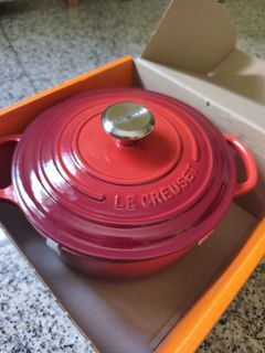 Le Creuset Enameled Cast Iron Dutch Oven