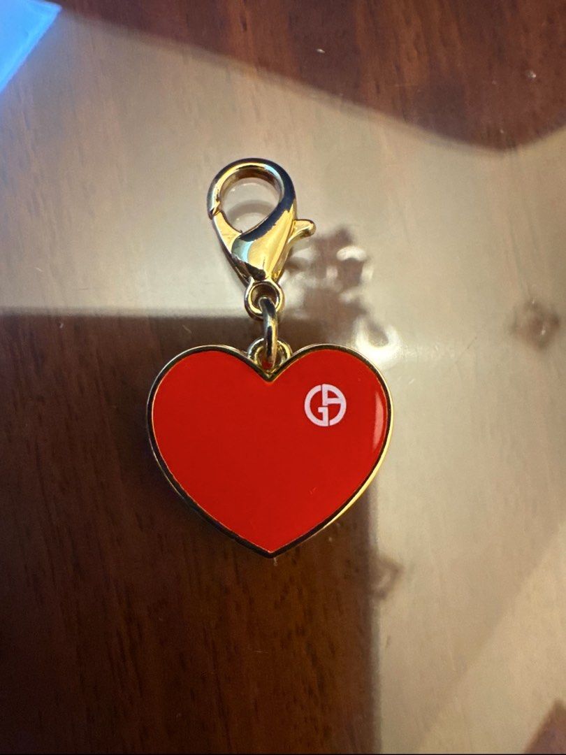 Giorgio Armani Beauty Heart Charm (Category: Charms) located in Singapore. Submitted by sg_platinum (Listing ID 1426659741, Image 1). Description: Mailing for $2.