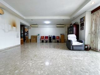 193 Rivervale Drive