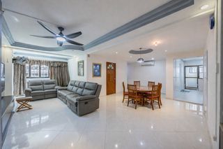 967 Hougang Avenue 9
