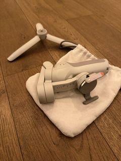 DJI Osmo Mobile SE Gimbal Stabilizer - Like New