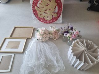Wedding Decorations Bundle - Bouquets, Veil, Frames