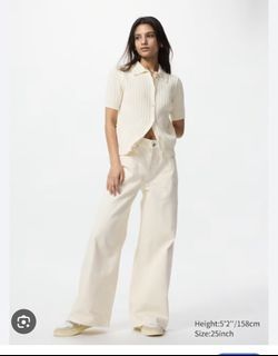 Uniqlo Cream Wide Leg Jeans Women’s Size S-M