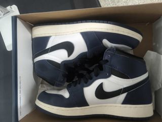 Nike Air Jordan 1 High OG dark navy blue gold