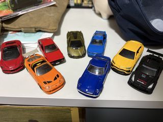 Tomica cars