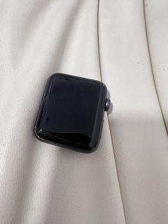 Apple Watch Series 2 GPS 42mm Space Gray Aluminum Case Not Turning On IWatch Apple Watch Series 2 42mm Space Grey Aluminum Case iWatch Space Gray 42 mm Original Genuine Smartwatch WatchOS spoil faulty broken iwatch
