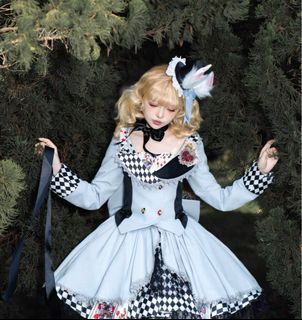 Alice in Wonderland Themed Lolita Cosplay Jacket