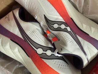(US11) Saucony Endorphin Speed 5