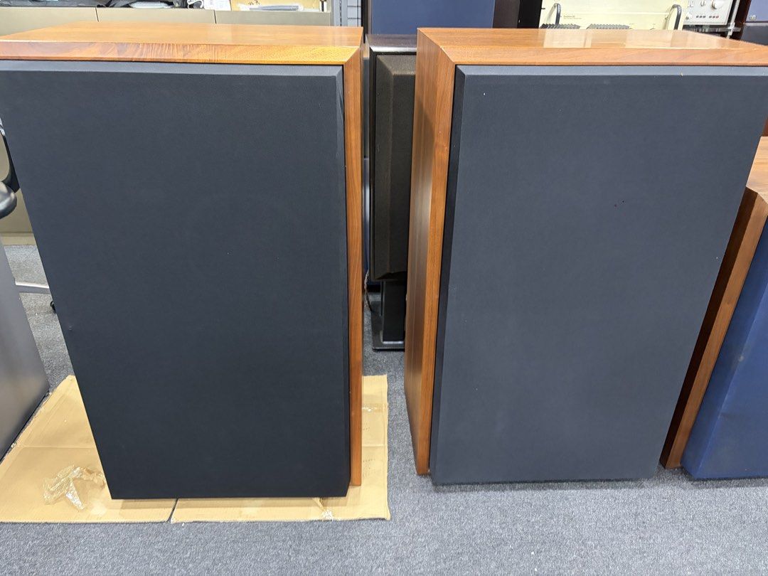 JBL Professional Series Model 4344 Studio Monitors (Category: Soundbars, Speakers & Amplifiers) located in Singapore. Submitted by madrix (Listing ID 1440963140, Image 1). Description: - Selling a pair of JBL Professional Series Model 4344 studio monitors. - Large format speakers with iconic blue baffle and wood veneer finish. - Features adjustable frequency level controls. - Perfect for serious audio enthusiasts and studio use. - Sold as a match