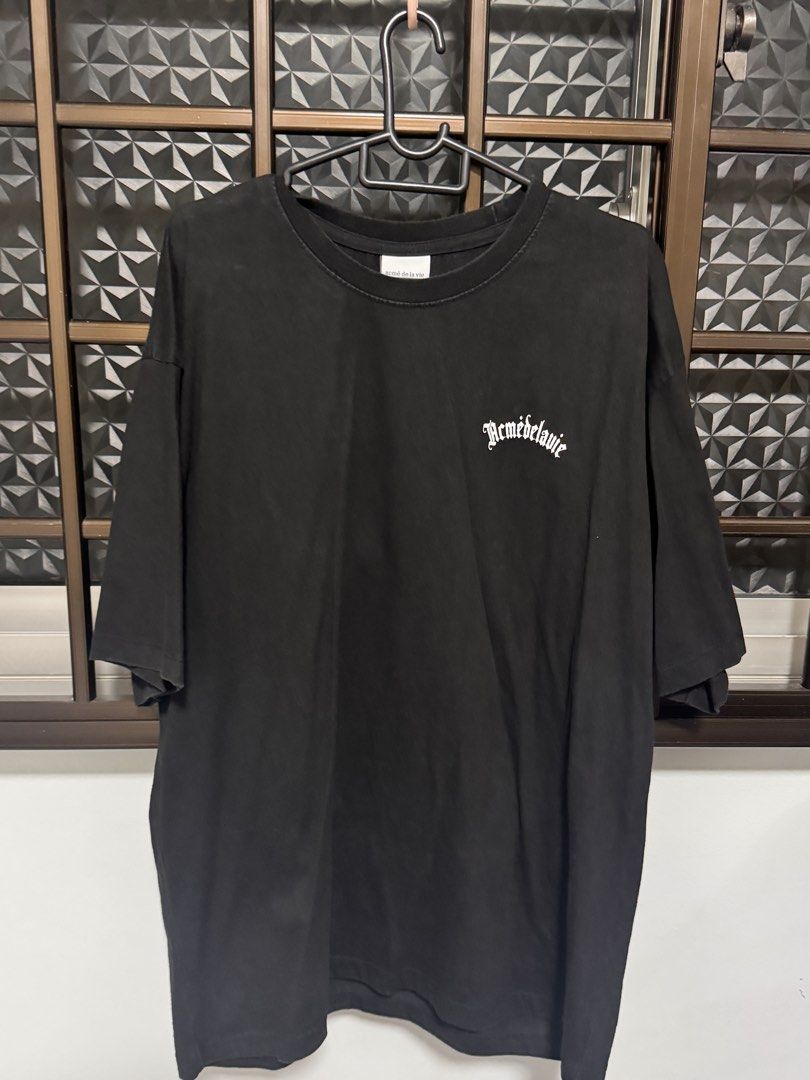 ADLV Acme De La Vie Lisa Collab Teddy Bear T-shirt (Category: Tshirts & Polo Shirts) located in Singapore. Submitted by xyjess (Listing ID 1436496523, Image 2). Description: - Authentic ADLV T-shirt - Size 1 - Black color - Features a teddy bear graphic on the back - Refer to care label for washing instructions.