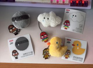 Pop Mart Crybaby Keychain Set