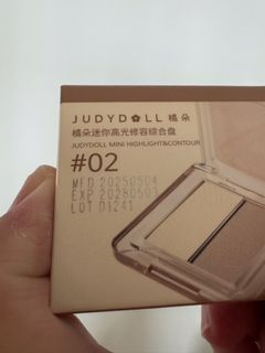 JUDYDOLL Mini Highlight & Contour Palette #02