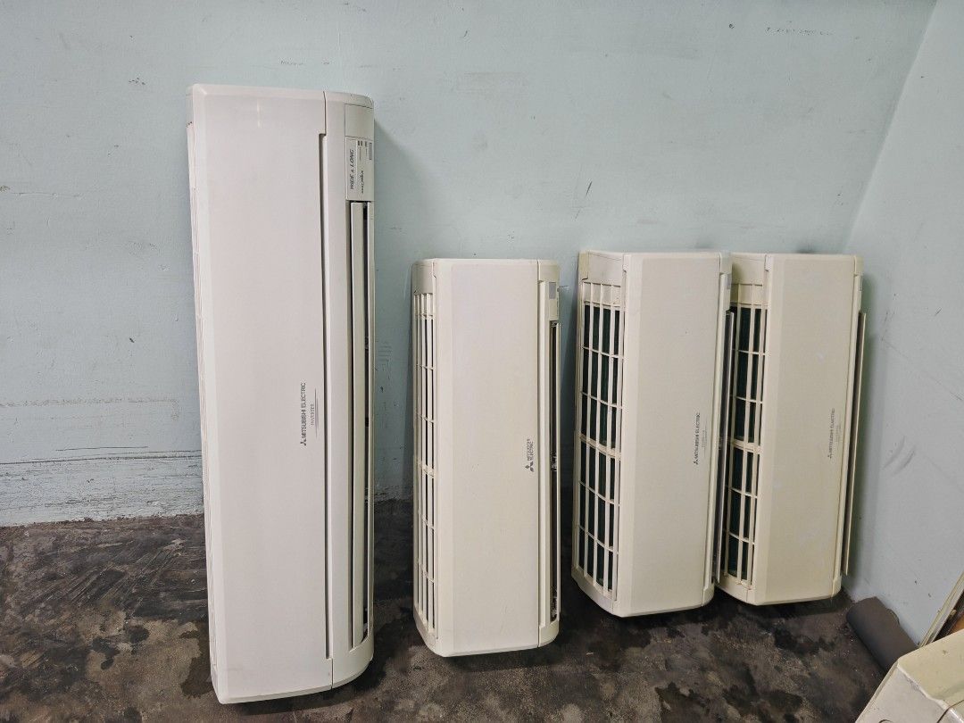 24k system 1 aircon (Category: Aircon Installation) located in Singapore. Submitted by saifulisla43085 (Listing ID 1438917804, Image 1). Description: Mitsubishi starmex 24k aircon Look like very new Very good condition Fully tested Also have 18k, 13k, 10k system 1 aircon.