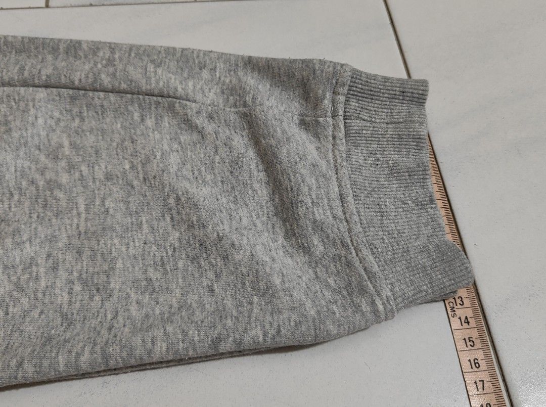 Grey Sweatpants - L (165/68A) (Category: Activewear) located in Singapore. Submitted by blueskybeautifulclouds (Listing ID 1445671546, Image 5). Description: - Grey, L (165/68A) - Elastic waistband with drawstring - Two side pockets + zipper back pocket - Ribbed cuffs at the ankles - Measurements - Waist: 30cm (Dia) / Hip: 57.5cm (Dia) / Length: 95.5cm / Cuff: 13.5cm (Dia) .
