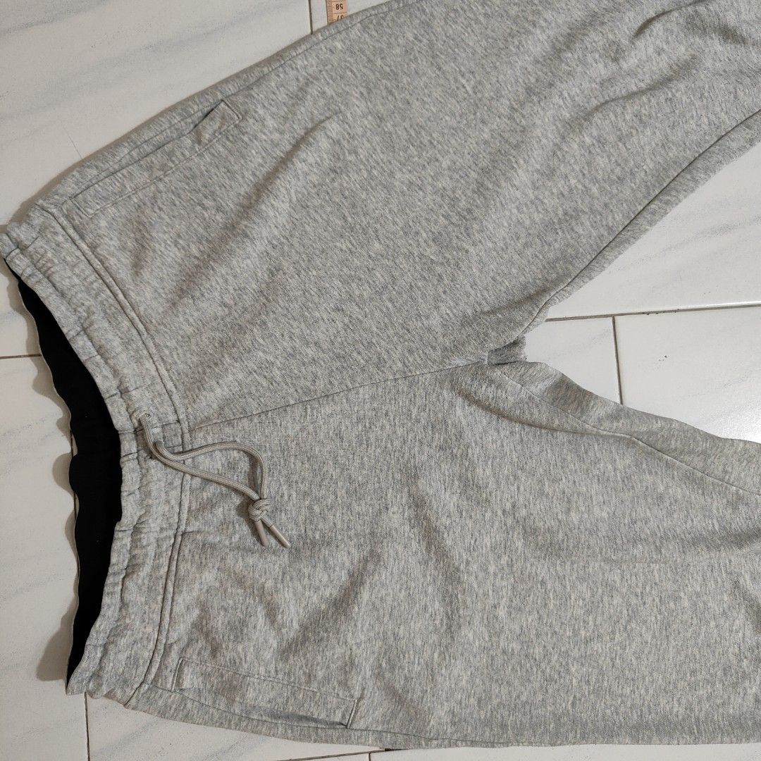 Grey Sweatpants - L (165/68A) (Category: Activewear) located in Singapore. Submitted by blueskybeautifulclouds (Listing ID 1445671546, Image 4). Description: - Grey, L (165/68A) - Elastic waistband with drawstring - Two side pockets + zipper back pocket - Ribbed cuffs at the ankles - Measurements - Waist: 30cm (Dia) / Hip: 57.5cm (Dia) / Length: 95.5cm / Cuff: 13.5cm (Dia) .