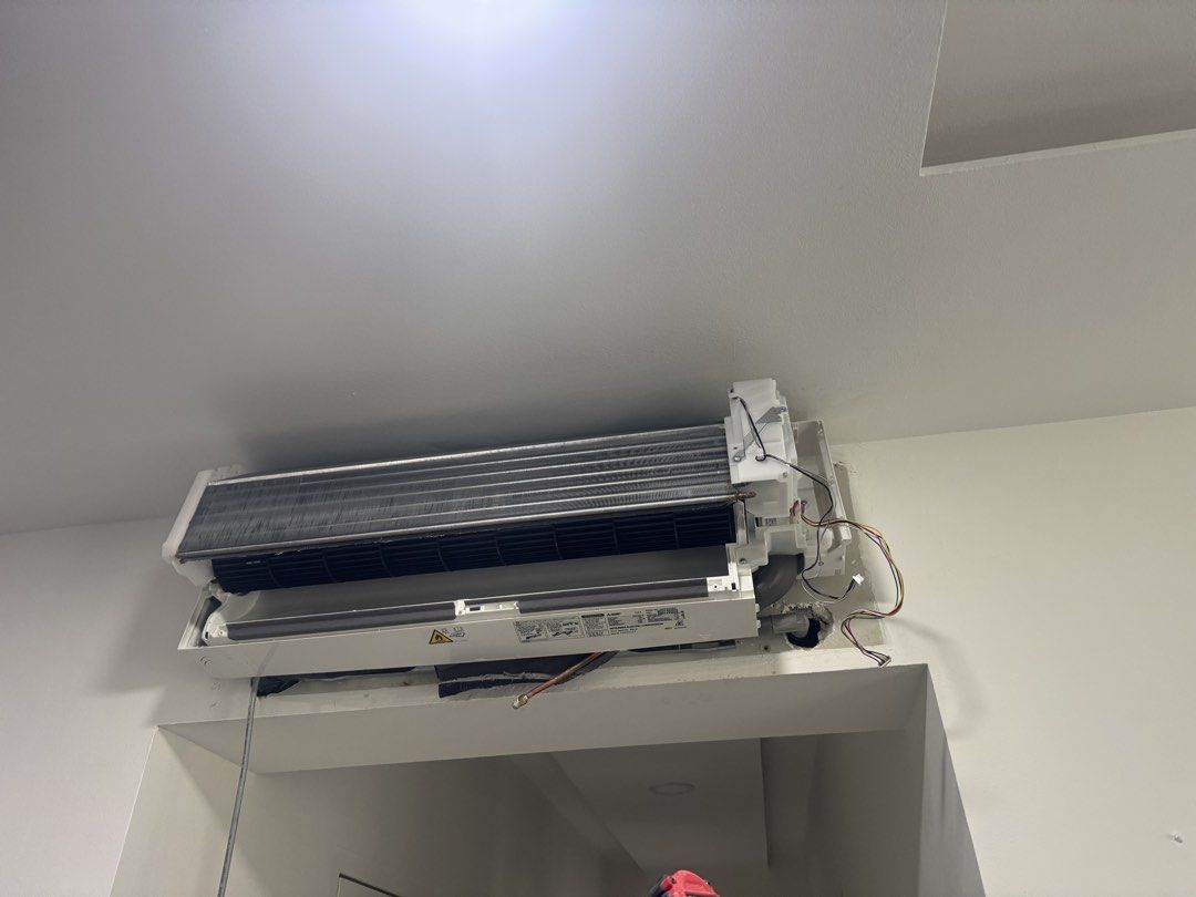 aircon installation (Category: Aircon Installation) located in Singapore. Submitted by coolvolt.engineering (Listing ID 1445833369, Image 9). Description: we are doing all kind off aircon installation New Installation Relocate aircon HDB ,condo private property shopping mall etc.