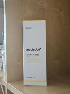 [WTS] Medicube Kojic Acid Turmeric Resurfacing Toner 250ml