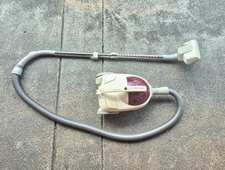 Electrolux Lite Cyclone Bagless Vacuum Cleaner