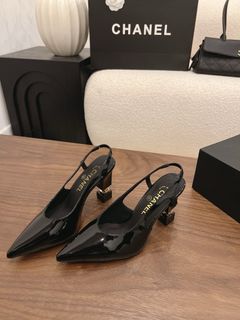 CHANEL Collection item 3