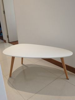 Hipvan Avery Coffee Table