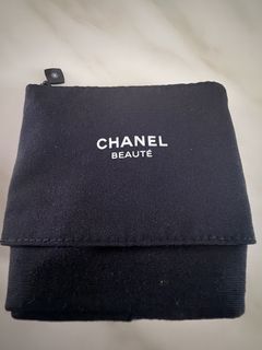 Authentic Chanel Beauté black pouch for makeup or brushes
