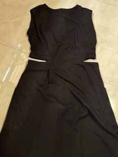 Black Sleeveless Cut-out Midi Dress with Pockets office wear