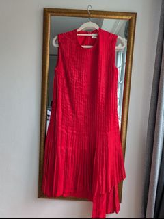 Club 21 Red Pleated Sleeveless Dress Size 34
