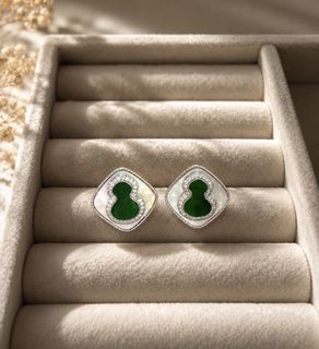 Natural Grade A Jadeite Earring
