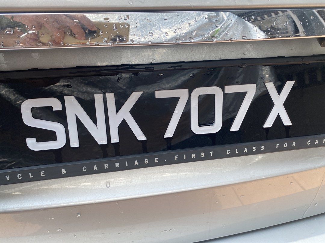 SNK 707X License Plate vrn for sales (Category: License Plate Numbers) located in Singapore. Submitted by acti.marine (Listing ID 1446948655, Image 1). Description: - Singapore license plate SNK 707X - Standard black plate with white characters - Inscription: vrn for sales - free transfer for used car including transfer .