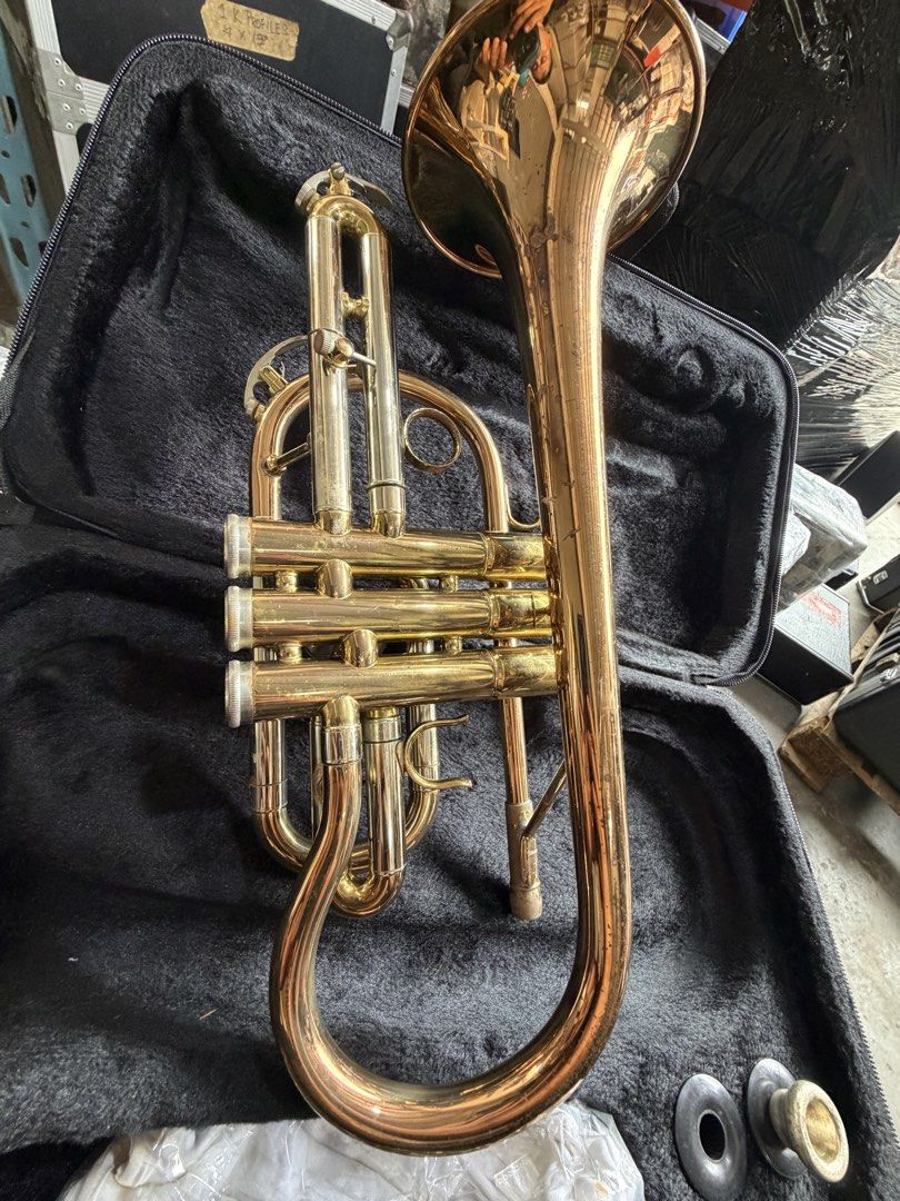 WISEMANN DCT-500 cornet (Category: Musical Instruments) located in Singapore. Submitted by mpolash040590 (Listing ID 1448760680, Image 5). Description: Still very good condition. Come check it out cash and carry. I got few units. Price for each $150.
