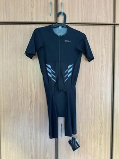 ROKA Black Short Sleeve Triathlon Suit
